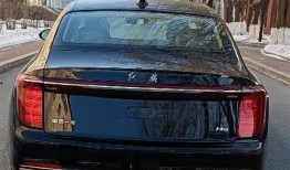 新款红旗h9最新爆料,豪华旗舰再掀风潮，揭秘神秘亮点